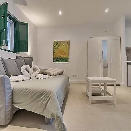 Malibu Mogan Casita Bonsai - Wifi & Beach Studio ปวยร์โต เด มอแกน ภายนอก รูปภาพ